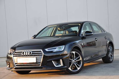 Audi A4 2.0 TDi 150 PK S-Line S tronic