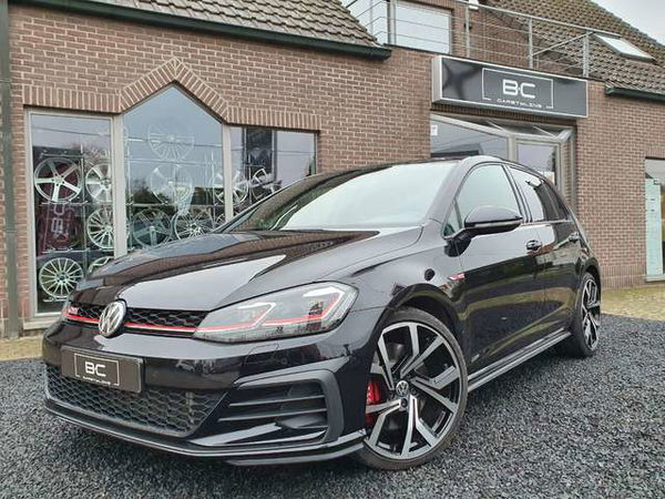 Volkswagen Golf GTI DSG LEDER, PANO, 19", ....