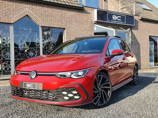 Volkswagen Golf GTI DSG Pano, Matrix IQ-led, 19",HK,Head Up!