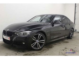 BMW 330 e iPerformance M-Pack Leder GPS Led Alu19