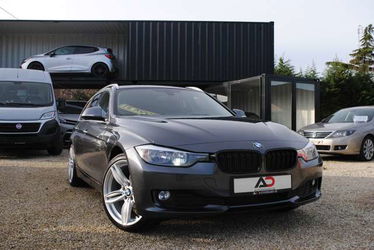 BMW 318 D. Automaat / Leder / Navigatie / Garantie