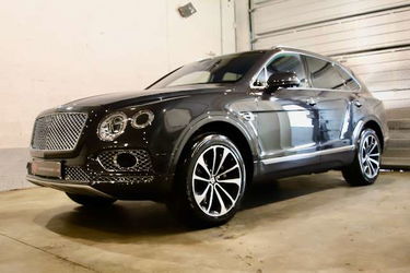 Bentley Bentayga 6.0 W12- 4 Seats Spec- City/Touring Spec-Mulliner