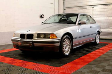 BMW 318 318 is Like new - Full BMW History !!!