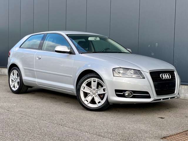 Audi A3 1.6 TDi Ambition / LEDER / PDC / 1 JAAR WAARBORG