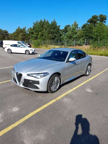 Alfa Romeo Giulia 2.0 T Sprint et Veloce ATX