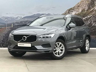Volvo XC60 T4 MOMENTUM PRO + LEDER + NAVI + ...