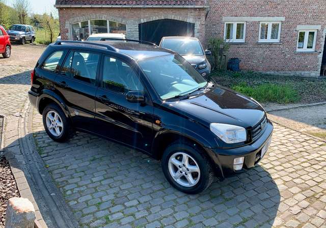 Toyota RAV 4 2.0i VVT-i 16v 4x4 Largo Winch "car-pass"