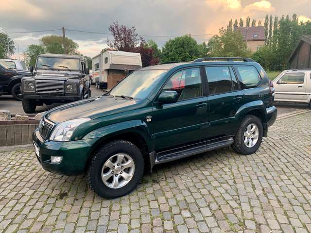 Toyota Land Cruiser 3.0 D4D VIP 5pl ou utilitaire , car-pass ! belge