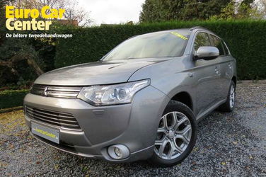 Mitsubishi Outlander 2.0 Plug-in Hybrid 4WD Automaat || FULL OPTION