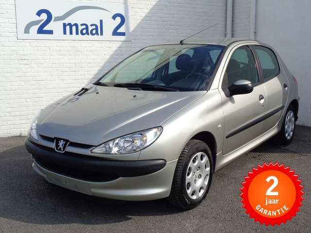Peugeot 206 + 1.4i Trendy 5Deurs incl 2 JAAR garantie!
