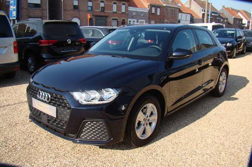 Audi A1 30 TFSI Advanced*NAVIGATIE*PDC*HANDVRIJ BELLEN*