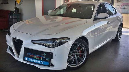 Alfa Romeo Giulia 2.2 JTDm Cuir partiel/Navi/Cruise/PDCx2/JA18/Leds