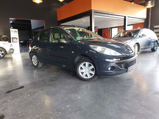 Peugeot 206 + 1.1i Trendy/ 12M GARANTIE /