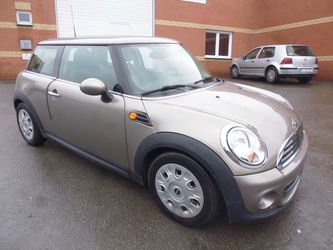 MINI One D 1.6 DPF CUIR/TOIT PANO OUVRANT/GARANTIE 1 AN