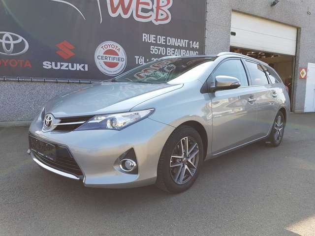 Toyota Auris 1.6L Automatique petrol Valvem