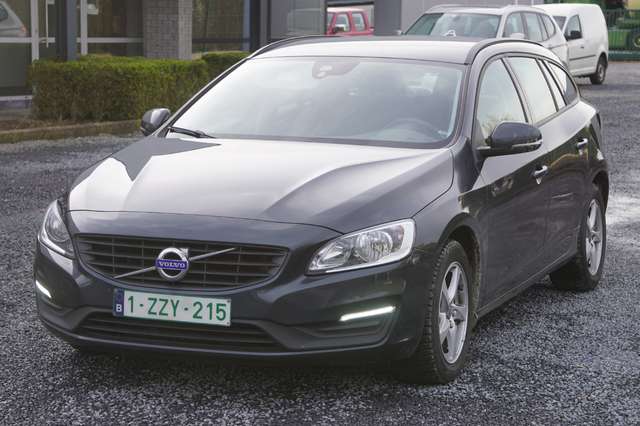 Volvo V60 2.0 D2 *EURO6b * NAVI * PARKEERSS * CRUISE *