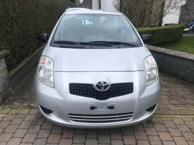 Toyota Yaris 1.0i VVT-i ECO.