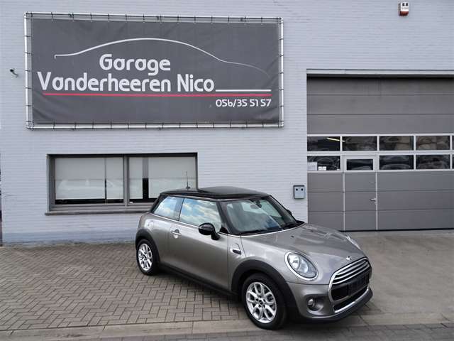 MINI Cooper 1.5i 3d. PANODAK,AIRCO,SPORTZETELS,PDC,USB,ALU