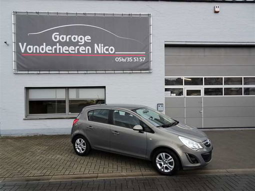 Opel Corsa 1.2i 5d. 100 Years AIRCO,TREKHAAK,BLUETH,ALU