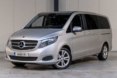 Mercedes V 220