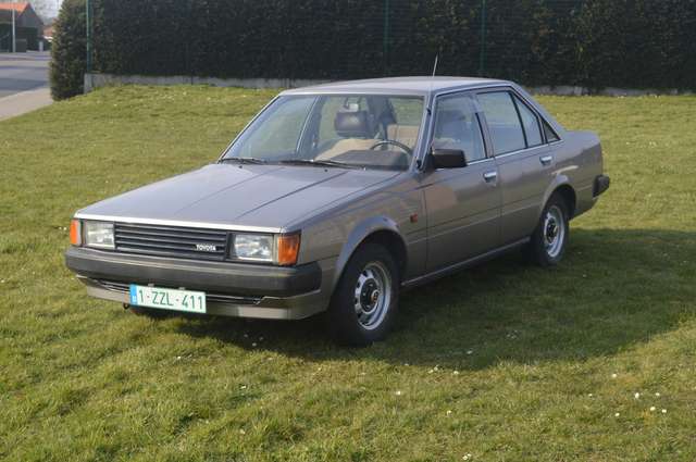 Toyota Carina Oltimer automaat