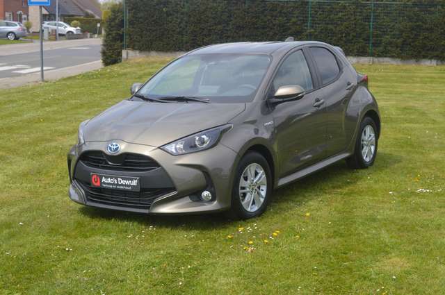 Toyota Yaris 1.5i VVT-i Hybrid E-CVT Dynamic