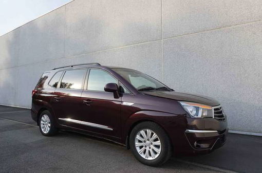 SsangYong Rodius 2.0d SV200e 2WD Cuir Bonne Mecanique