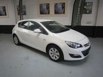 Opel Astra 1.4i Ultimate Edition