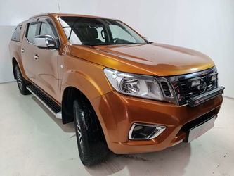 Nissan Navara 2.3 D NP300 * GARANTIE 1 AN * CARNET * 4X4