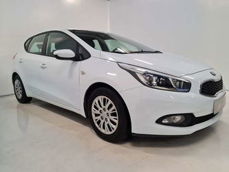 Kia cee'd / Ceed 1.4 CRDi ** GARANTIE 1 AN * CARNET * USB * AUX