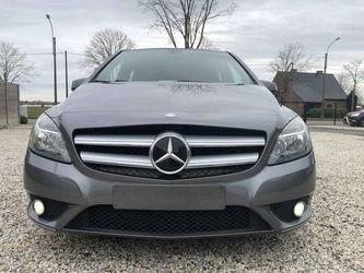 Mercedes B 180 /Clima/Navi/Panoramisch dak./**Garantie**