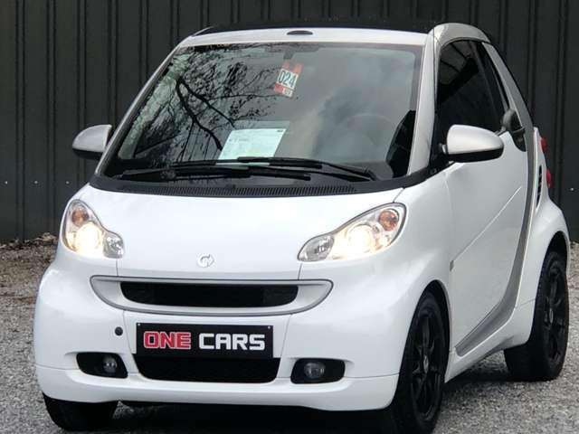 Smart fortwo cdi Automatique "CABRIO" AIRCO-CUIR-JA15P-GAR 1AN