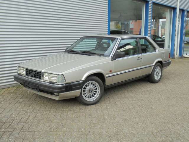Volvo 780 2.8 Coupé Bertone zeer mooi originele staat