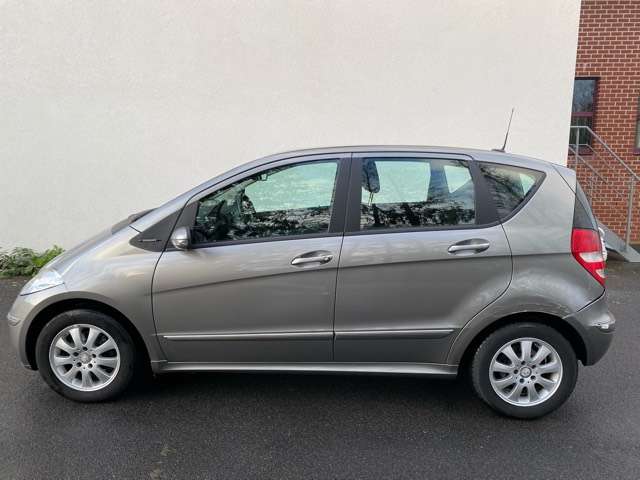 Mercedes A 180 CDI Elegance***Prix marchand***Gsm 0475323828**