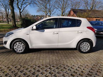 Hyundai i20 1.1 CRDi lounge AL GEKEURD VOOR VERKOOP
