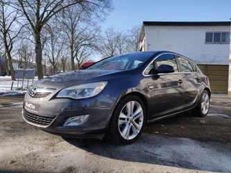 Opel Astra 1.7 CDTi ECOTEC COSMO DPF NAVI