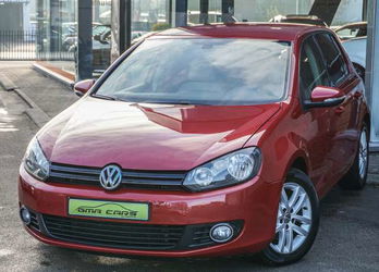 Volkswagen Golf 2.0 CR TDi Automaat/Euro 5/Airco/Navi/Leder/PDC