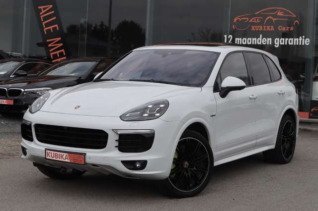 Porsche Cayenne 3.0i SE-Hybride tiptronic SPORT Pano BTW GARANTIE*