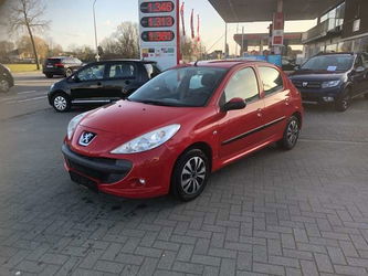 Peugeot 206 + 1.1i Benzine! Airco 5 Deuren! 51 DKM!