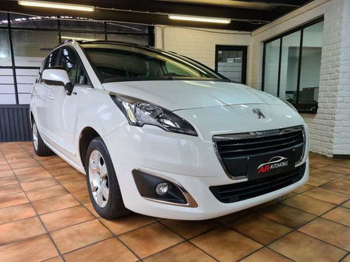 Peugeot 5008 1.6 HDi Style