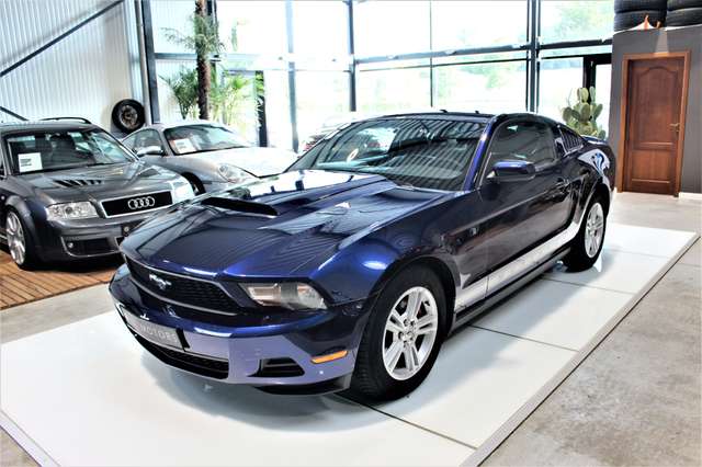 Ford Mustang Coupé *** Version 3.7 V6 ***
