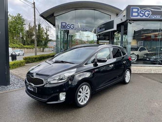 Kia Carens 1.7 CRDI World Edition ISG 7 place GPS camera