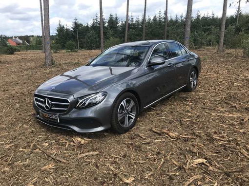 Mercedes E 220