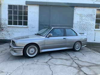 BMW M3 E30 coupé 3 portes - 1988 - E36 M3 Engine !!!