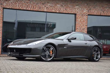 Ferrari GTC4 Lusso 6.3i V12 | Carbon fibre | Liftsysteem | NIEUWSTAAT