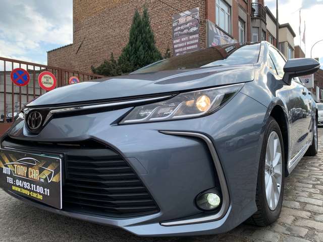 Toyota Corolla 1.6i (EU6.2)**1600km graratie 24 mois*