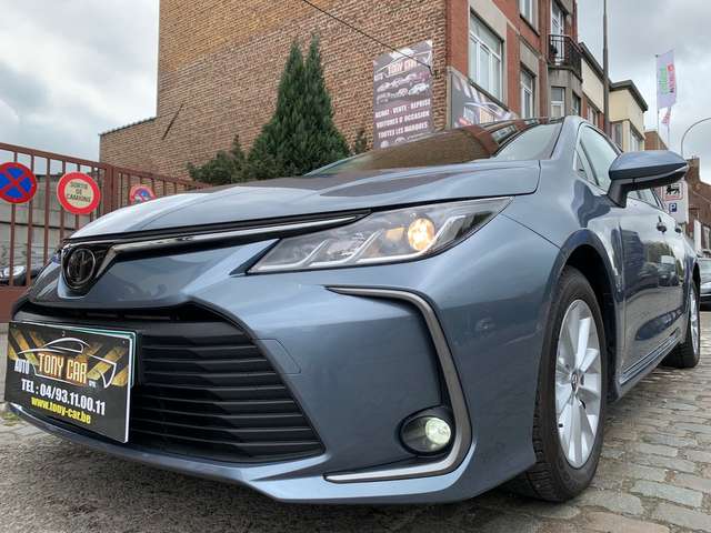 Toyota Corolla 1.6i*** boîte auto*NAVI*CAMERA* garantie 24 mois