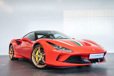 Ferrari F8 Tributo NEW CAR Lift System Sport Exhaust Camera Carbon