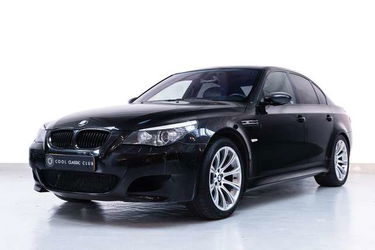 BMW M5 - Manual - Dealer Maintained
