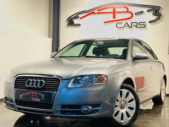 Audi A4 2.0 TDi 16v Multitronic * boîte auto * 1er prop
